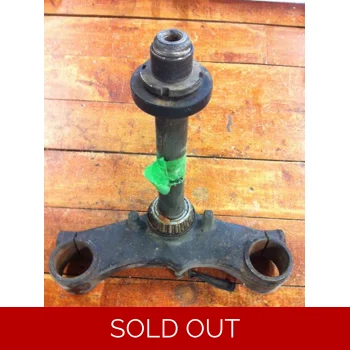 1982 Suzuki GS1100GK Lower Fork Clamp and Steer Tube 51410-49460-291